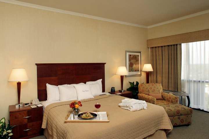 Doubletree By Hilton Hotel Tallahassee Exterior foto